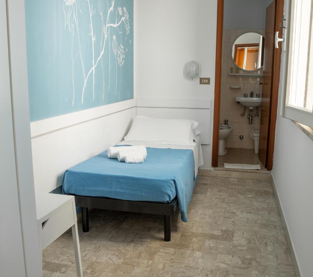 Hotel Villa Maris Ρίμινι Εξωτερικό φωτογραφία